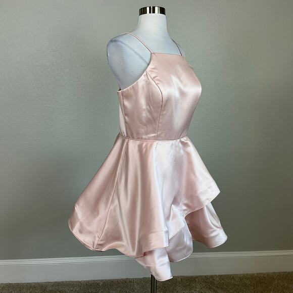 Betsy & Adam Satin Tiered Mini Fit and Flare Cocktail Dress Blush Pink Size 10 - Picture 3 of 13